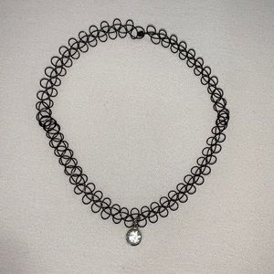 Choker necklace with jewel